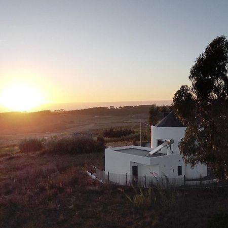 O Moinho 98 - A Cozy Getaway By The Coast Appartement Lourinhã Buitenkant foto